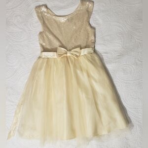 Lilt Girls Formal Dress (Size 14)